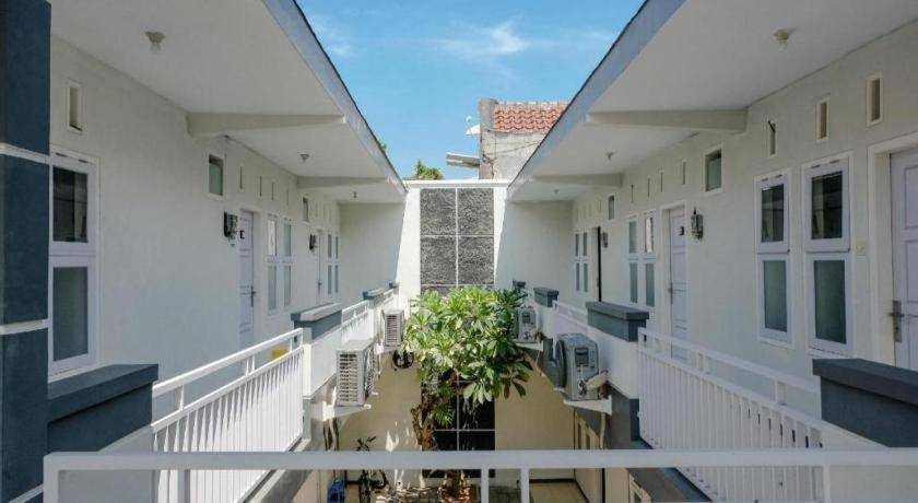 Capital O 1475 Oemah Jawa Family Residence Jember Exterior photo